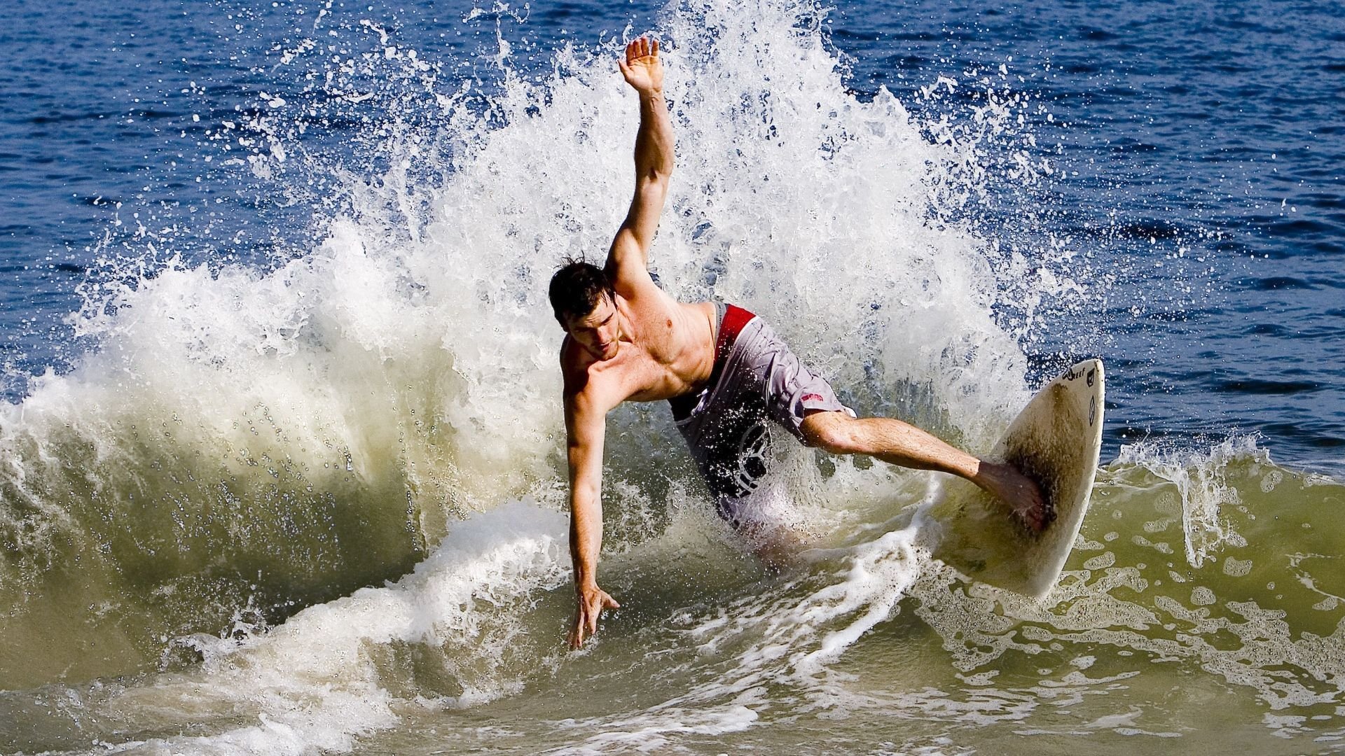 体育焦点赛事特别报道上线,体育热点资讯